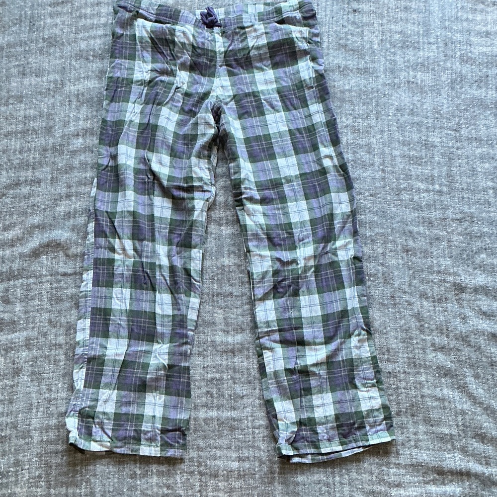 Toad&Co Women’s Plaid Bottoms in Purple and White